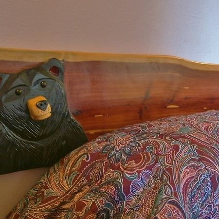 Black Bear Lodge Motel Slade Exteriör bild